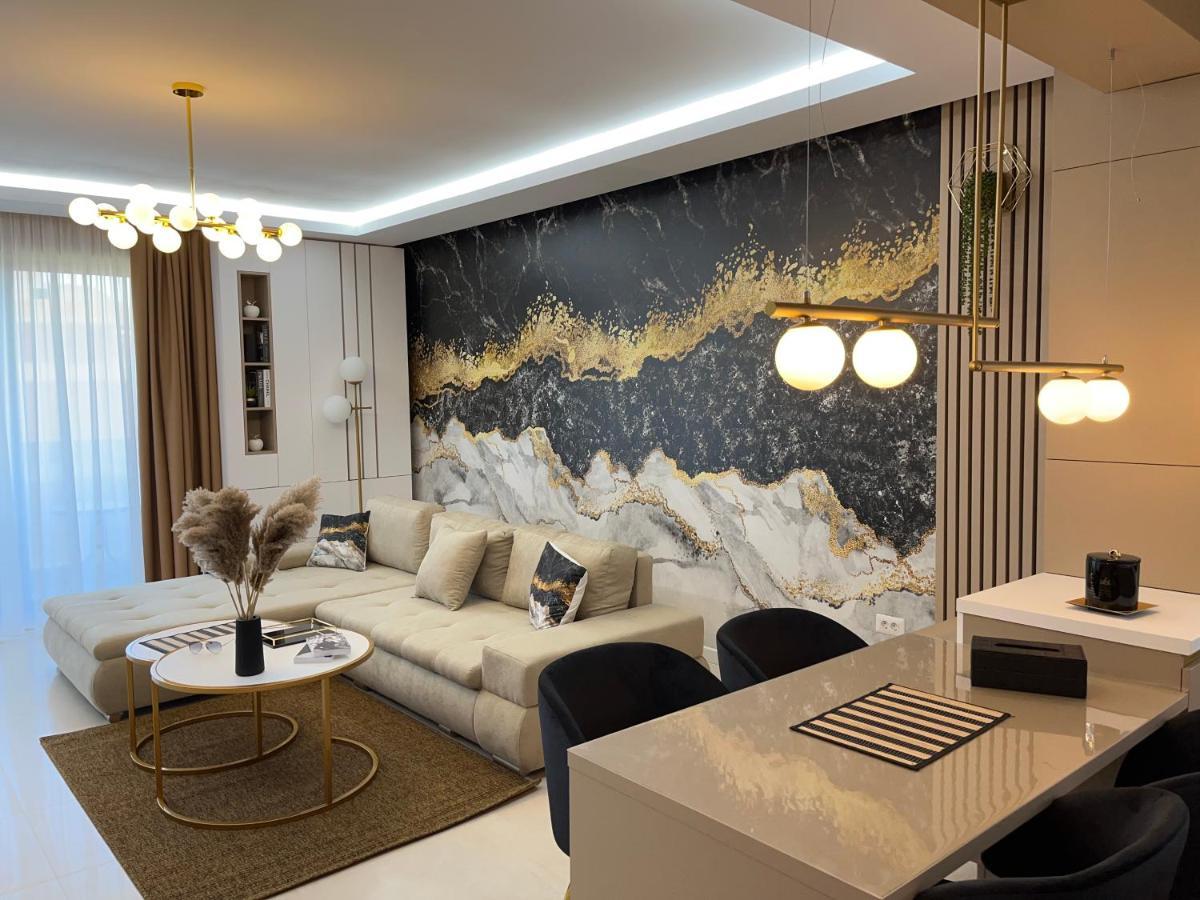 Sas 2 Luxury Apartments Мамая Екстериор снимка
