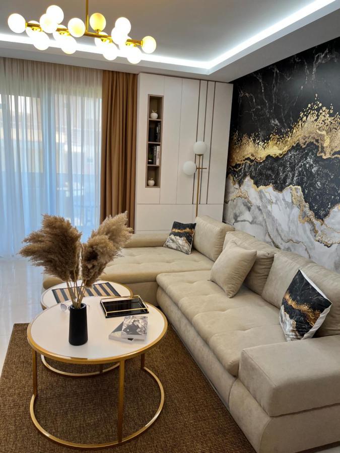 Sas 2 Luxury Apartments Мамая Екстериор снимка