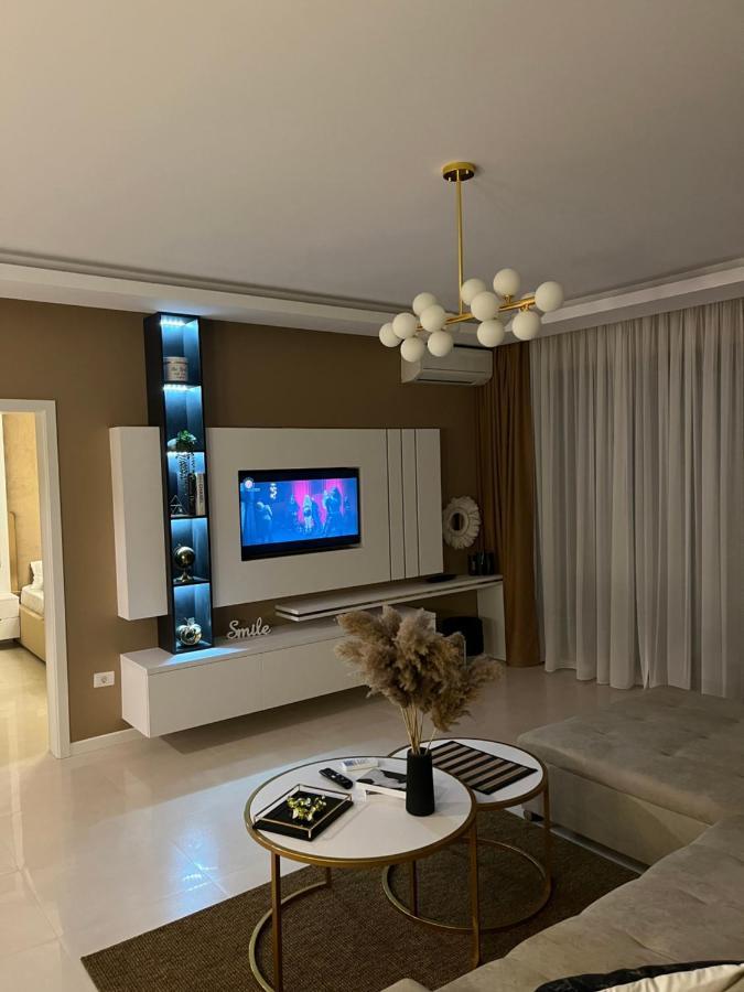 Sas 2 Luxury Apartments Мамая Екстериор снимка