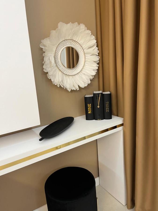 Sas 2 Luxury Apartments Мамая Екстериор снимка