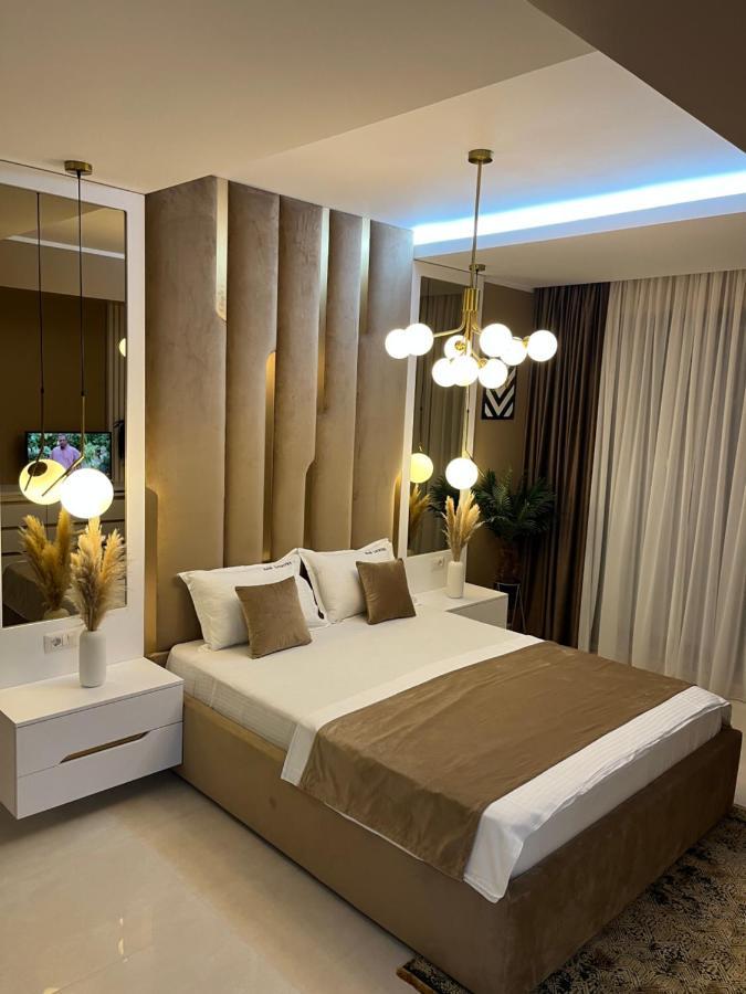 Sas 2 Luxury Apartments Мамая Екстериор снимка