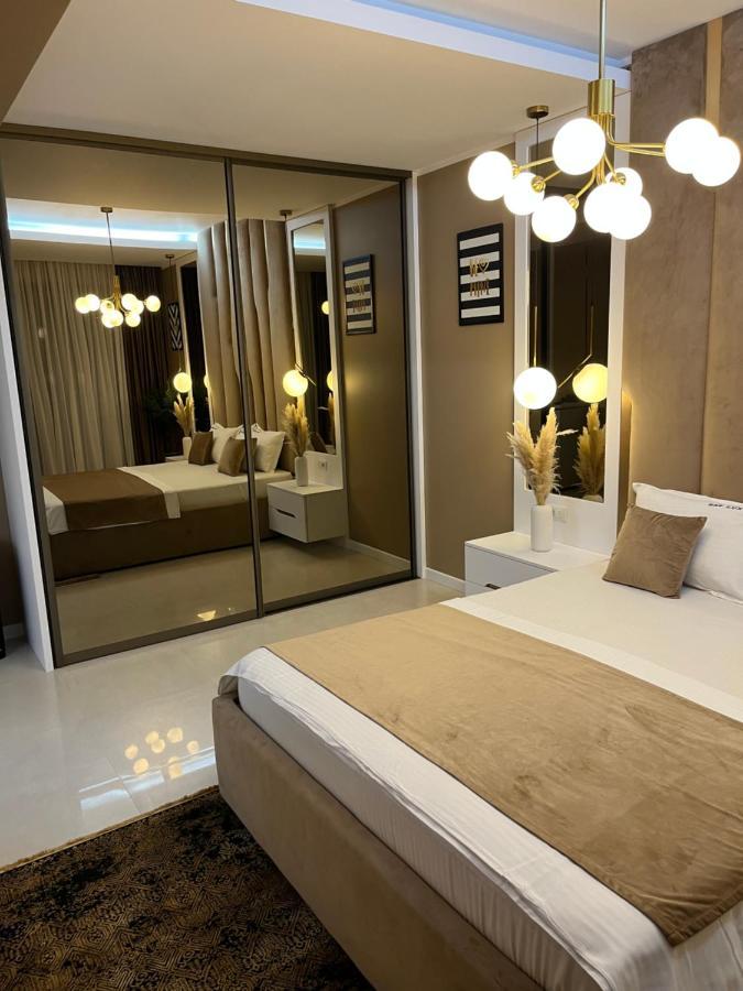 Sas 2 Luxury Apartments Мамая Екстериор снимка